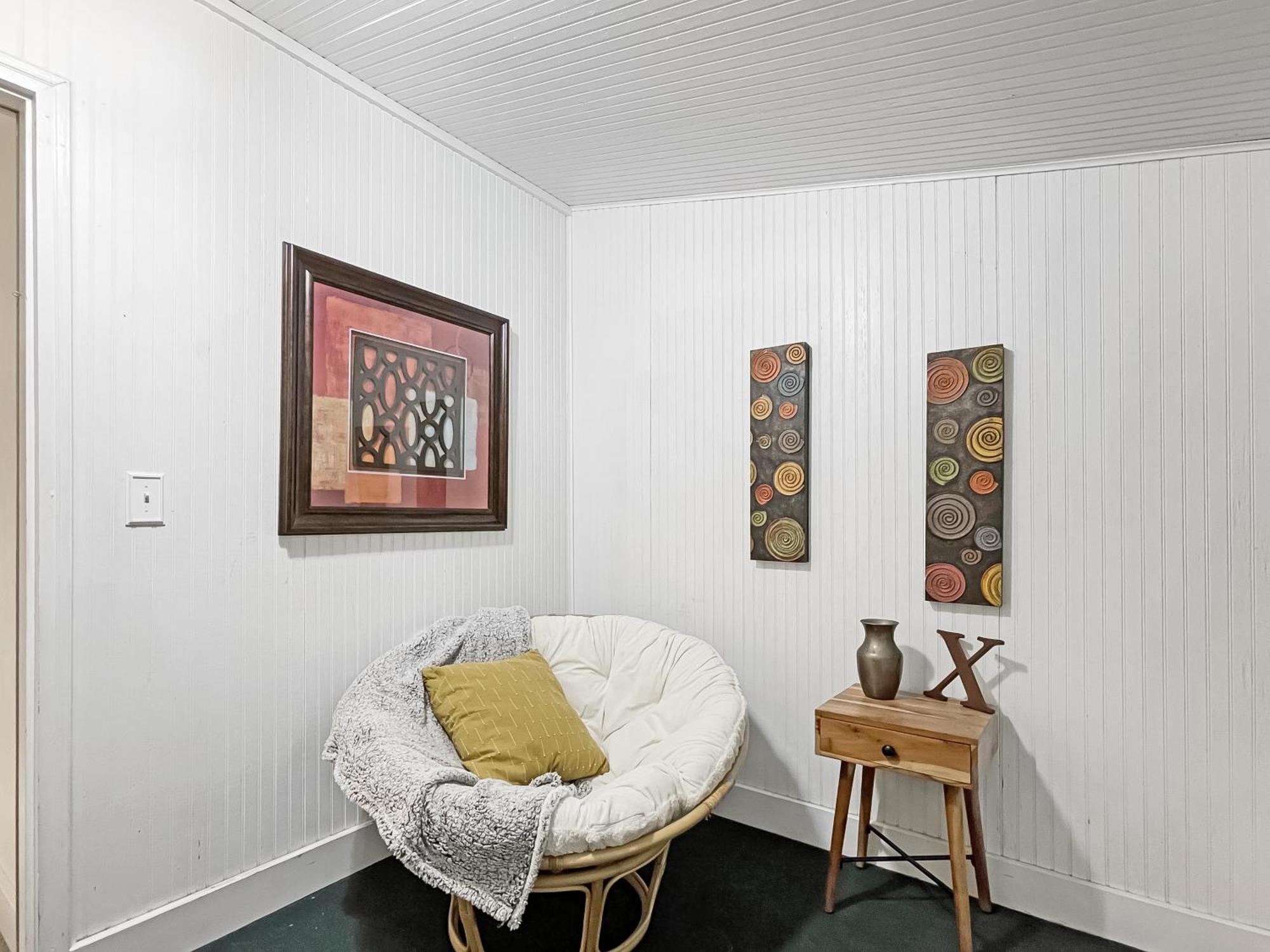 Chic 2Br Duplex Free Parking Near Hospitals Villa Дес Мойнс Екстериор снимка